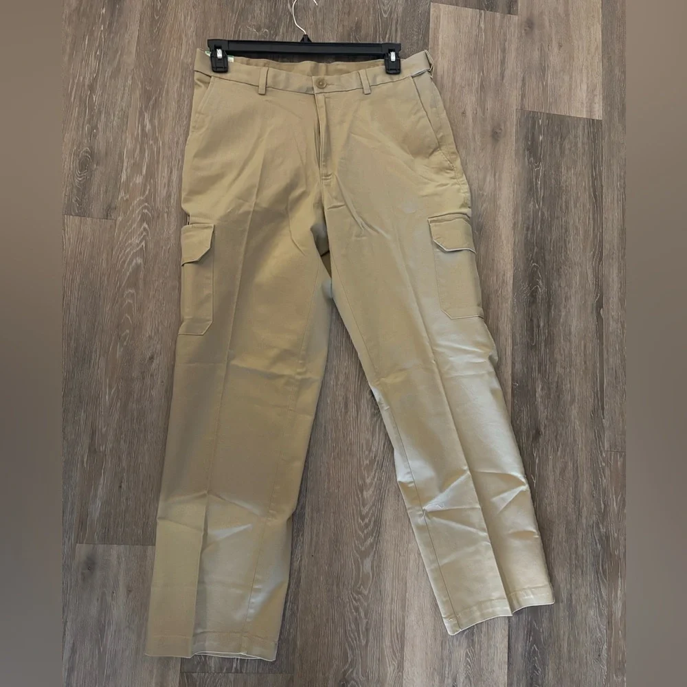 Men's Haggar Tan Stretch Cargo Pants Sz 34X30 NWT_2